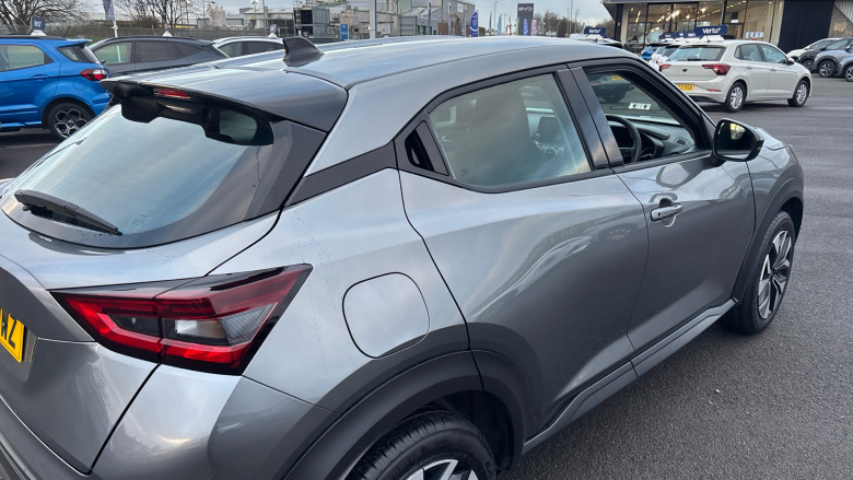 Nissan Juke 1.0 DiG-T 114 Acenta 5dr Petrol Hatchback